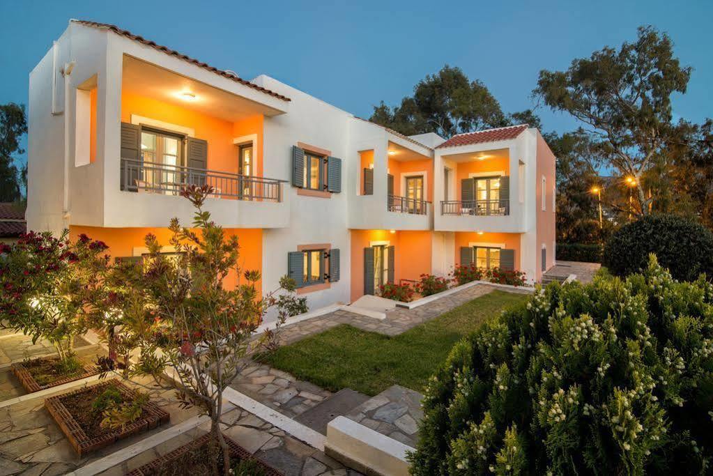 Ifigenia Apartments แอร์ซอนิสซอส ภายนอก รูปภาพ