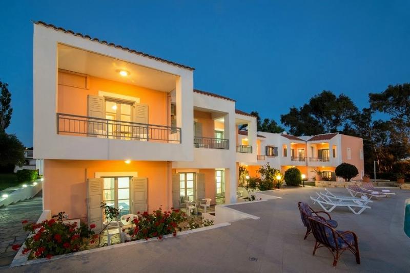 Ifigenia Apartments แอร์ซอนิสซอส ภายนอก รูปภาพ