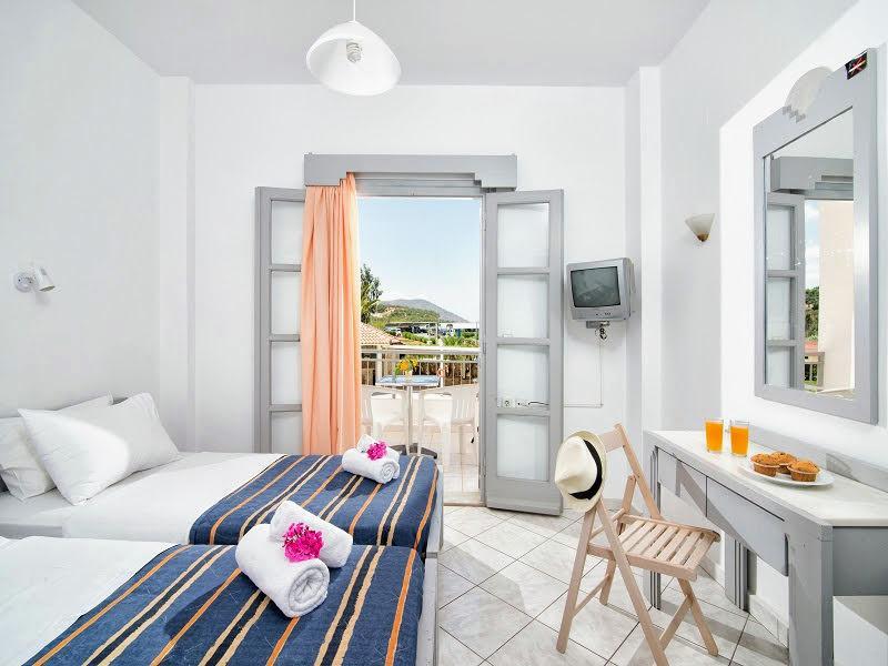 Ifigenia Apartments แอร์ซอนิสซอส ภายนอก รูปภาพ